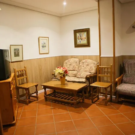 Plaza 2* ריאזה